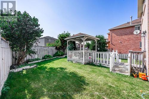 6 Songsparrow Drive, Brampton (Fletcher'S Creek South), ON - Outdoor