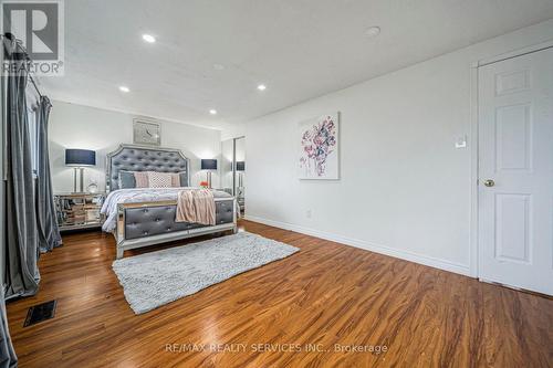 6 Songsparrow Drive, Brampton (Fletcher'S Creek South), ON - Indoor Photo Showing Bedroom