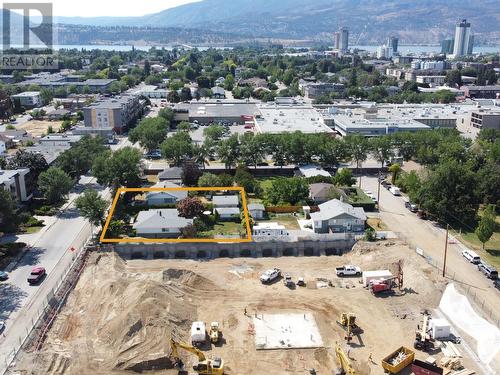 1244 Sutherland Avenue, Kelowna, BC - Outdoor With View