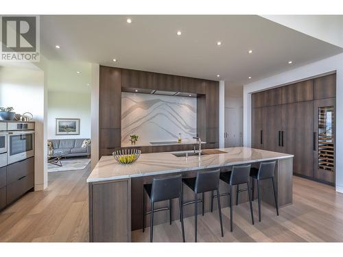 265 Peregrine Place, Osoyoos, BC - Indoor Photo Showing Kitchen With Double Sink With Upgraded Kitchen