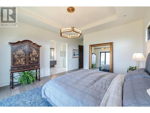 265 Peregrine Place, Osoyoos, BC - Indoor Photo Showing Bedroom