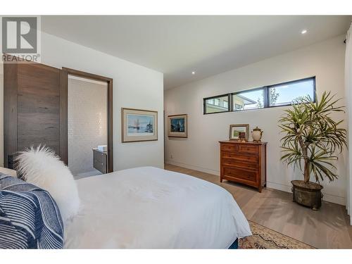 265 Peregrine Place, Osoyoos, BC - Indoor Photo Showing Bedroom