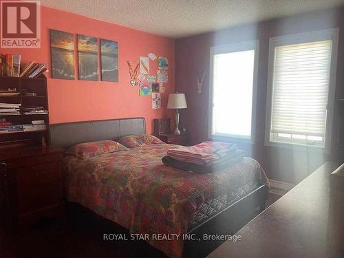 5835 Chessman Court, Mississauga, ON - Indoor Photo Showing Bedroom