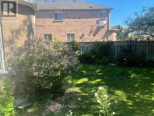 5835 Chessman Court, Mississauga, ON - Outdoor