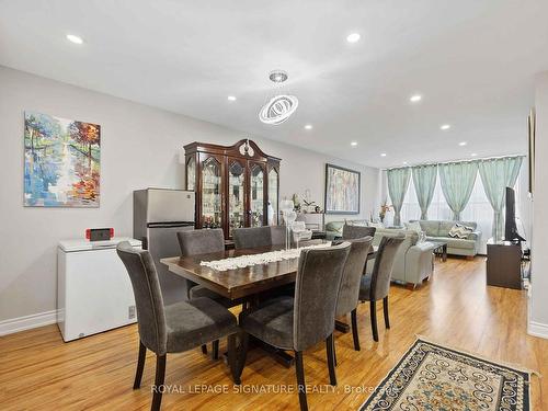 2315-320 Dixon Rd, Toronto, ON - Indoor Photo Showing Dining Room