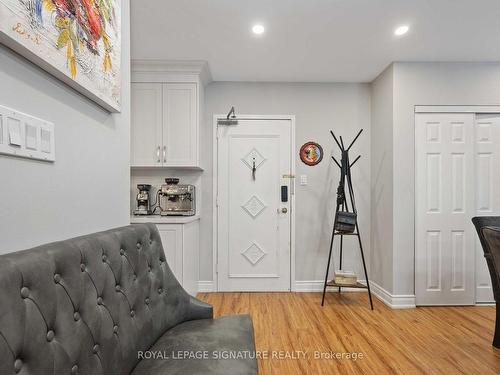 2315-320 Dixon Rd, Toronto, ON - Indoor Photo Showing Other Room