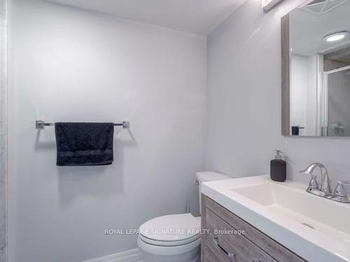 706-265 Enfield Pl, Mississauga, ON - Indoor Photo Showing Bathroom