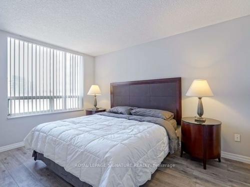 706-265 Enfield Pl, Mississauga, ON - Indoor Photo Showing Bedroom