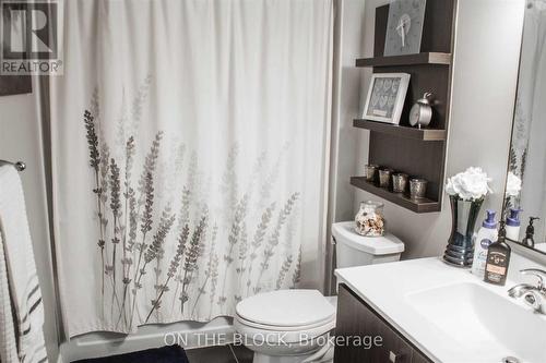 2306 - 2015 Sheppard Avenue E, Toronto (Henry Farm), ON - Indoor Photo Showing Bathroom