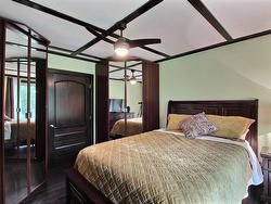 Master bedroom - 