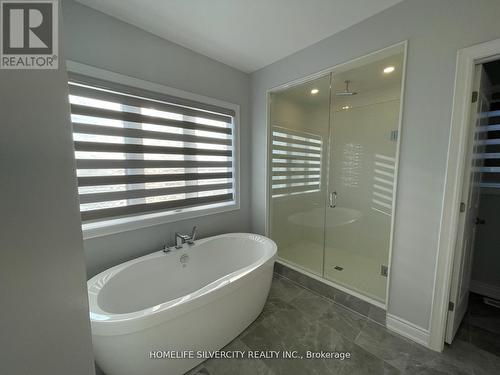 82 Bearberry Road, Springwater (Minesing), ON - Indoor Photo Showing Bathroom