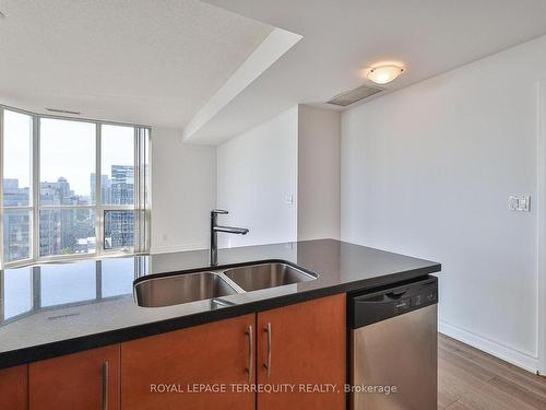 Ph106-5791 Yonge St, Toronto, ON - Indoor Photo Showing Kitchen With Double Sink