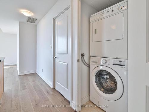 Ph106-5791 Yonge St, Toronto, ON - Indoor Photo Showing Laundry Room