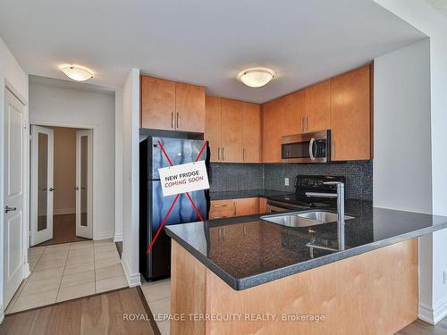 Ph106-5791 Yonge St, Toronto, ON - Indoor Photo Showing Kitchen With Double Sink