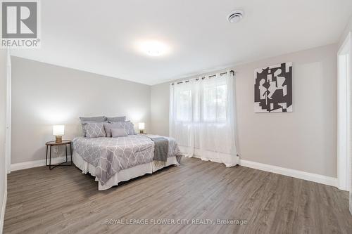 140 Renaud Drive, Waterloo, ON - Indoor Photo Showing Bedroom