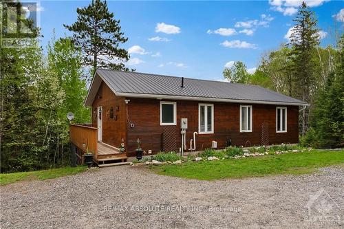 4666 Matawatchan Road, Greater Madawaska, ON - Outdoor