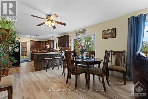 4666 Matawatchan Road, Greater Madawaska, ON - Indoor Photo Showing Dining Room