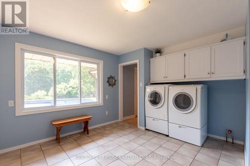 55 Blackburn Crescent, Middlesex Centre (Kilworth), ON - Indoor Photo Showing Laundry Room