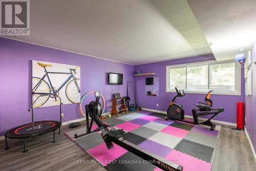 55 Blackburn Crescent, Middlesex Centre (Kilworth), ON - Indoor Photo Showing Gym Room