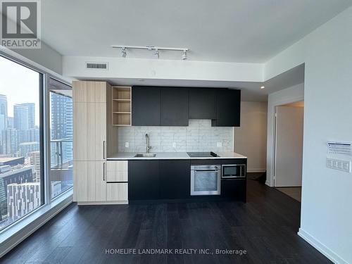 3709 - 55 Mercer Street, Toronto, ON - Indoor Photo Showing Kitchen With Upgraded Kitchen