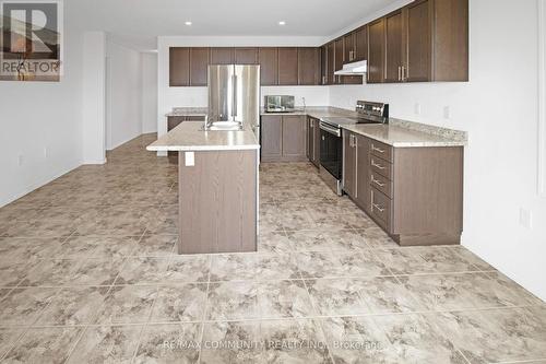 27 Summer Lane, Peterborough, ON - Indoor Photo Showing Kitchen With Double Sink