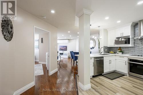 Ph214 - 120 Promenade Circle, Vaughan, ON - Indoor Photo Showing Kitchen With Upgraded Kitchen