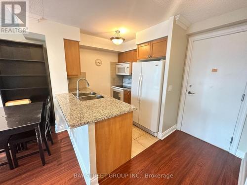 2614 - 15 Greenview Avenue, Toronto, ON - Indoor Photo Showing Kitchen With Double Sink