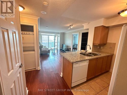 2614 - 15 Greenview Avenue, Toronto, ON - Indoor Photo Showing Kitchen With Double Sink