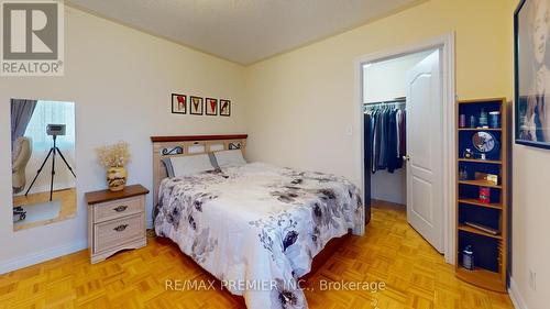 62 Sedgeway Heights, Vaughan (Vellore Village), ON - Indoor Photo Showing Bedroom