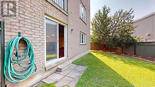 62 Sedgeway Heights, Vaughan (Vellore Village), ON - Outdoor