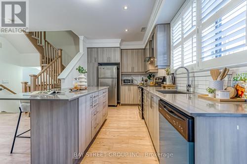 150 Frederick Tisdale Drive, Toronto (Downsview-Roding-Cfb), ON - Indoor Photo Showing Kitchen With Stainless Steel Kitchen With Upgraded Kitchen