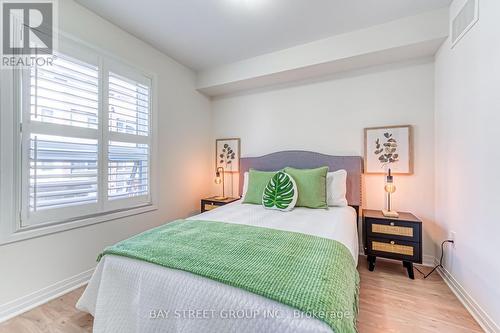 150 Frederick Tisdale Drive, Toronto (Downsview-Roding-Cfb), ON - Indoor Photo Showing Bedroom