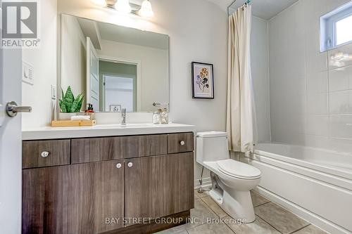 150 Frederick Tisdale Drive, Toronto (Downsview-Roding-Cfb), ON - Indoor Photo Showing Bathroom