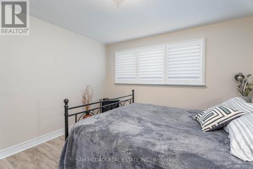 1140 Halliday Avenue, Mississauga (Lakeview), ON - Indoor Photo Showing Bedroom