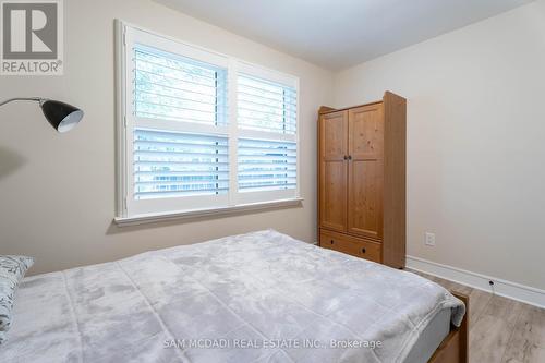 1140 Halliday Avenue, Mississauga (Lakeview), ON - Indoor Photo Showing Bedroom