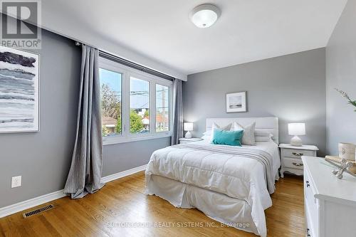 553 Mcroberts Avenue, Toronto (Caledonia-Fairbank), ON - Indoor Photo Showing Bedroom