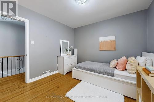 553 Mcroberts Avenue, Toronto (Caledonia-Fairbank), ON - Indoor Photo Showing Bedroom