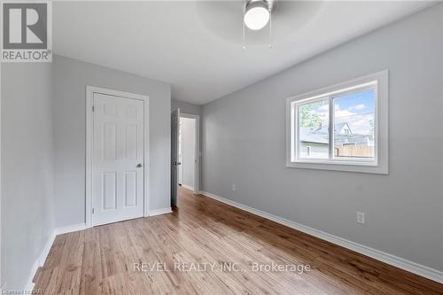 381 Simpson Avenue, Welland, ON - Indoor Photo Showing Other Room