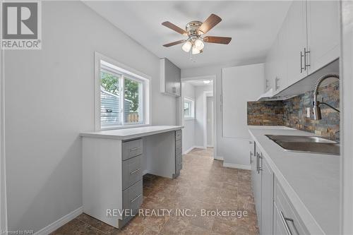 381 Simpson Avenue, Welland, ON - Indoor Photo Showing Kitchen With Double Sink