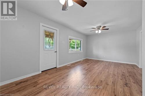 381 Simpson Avenue, Welland, ON - Indoor Photo Showing Other Room