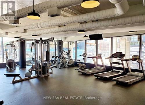 829 - 169 Fort York Boulevard, Toronto (Niagara), ON - Indoor Photo Showing Gym Room