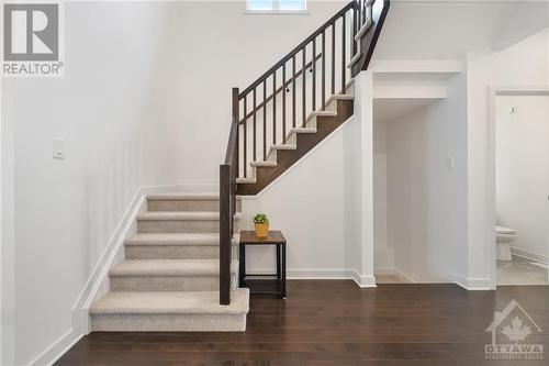 504 Ascender Avenue, Ottawa, ON - Indoor Photo Showing Other Room