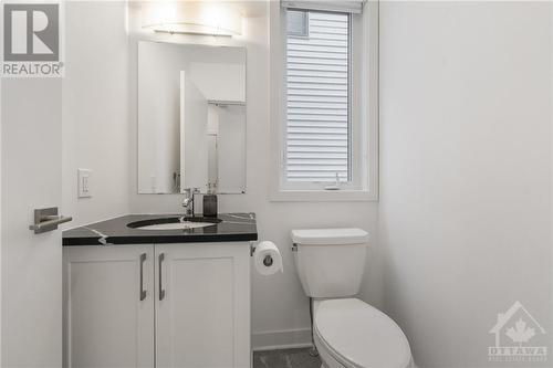 504 Ascender Avenue, Ottawa, ON - Indoor Photo Showing Bathroom