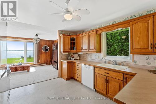 230 Parkview Road, Prince Edward County (Ameliasburgh), ON - Indoor Photo Showing Kitchen