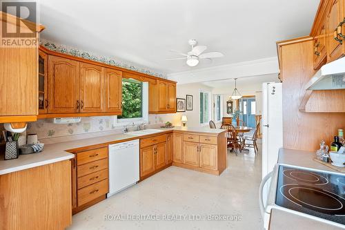 230 Parkview Road, Prince Edward County (Ameliasburgh), ON - Indoor Photo Showing Kitchen