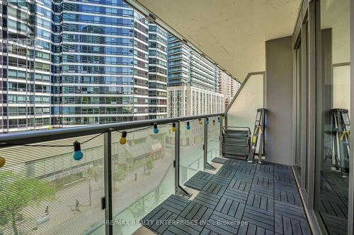 523 - 57 St Joseph Street, Toronto (Bay Street Corridor), ON - Outdoor