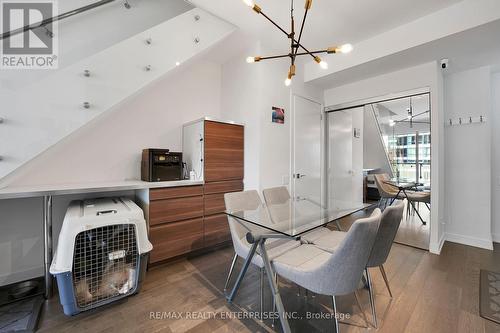 523 - 57 St Joseph Street, Toronto (Bay Street Corridor), ON - Indoor Photo Showing Dining Room