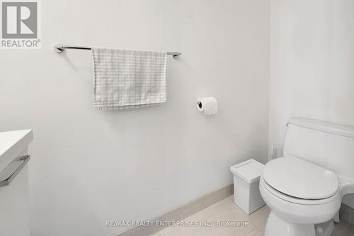 523 - 57 St Joseph Street, Toronto (Bay Street Corridor), ON - Indoor Photo Showing Bathroom