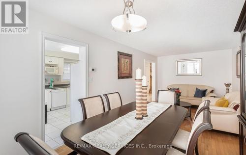 52 Sunny Glen Crescent, Brampton (Northwest Sandalwood Parkway), ON - Indoor Photo Showing Dining Room