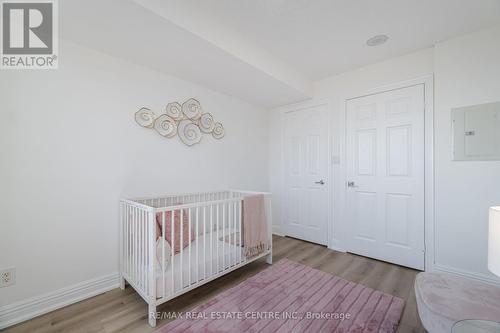 1610 - 3880 Duke Of York Boulevard, Mississauga (City Centre), ON - Indoor Photo Showing Bedroom